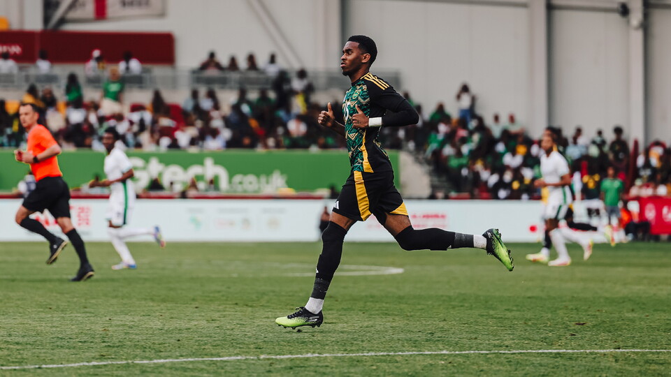 Malik Mothersille representing Jamaica