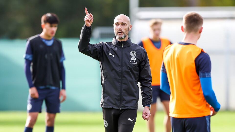 Luke Williams' First Training Session