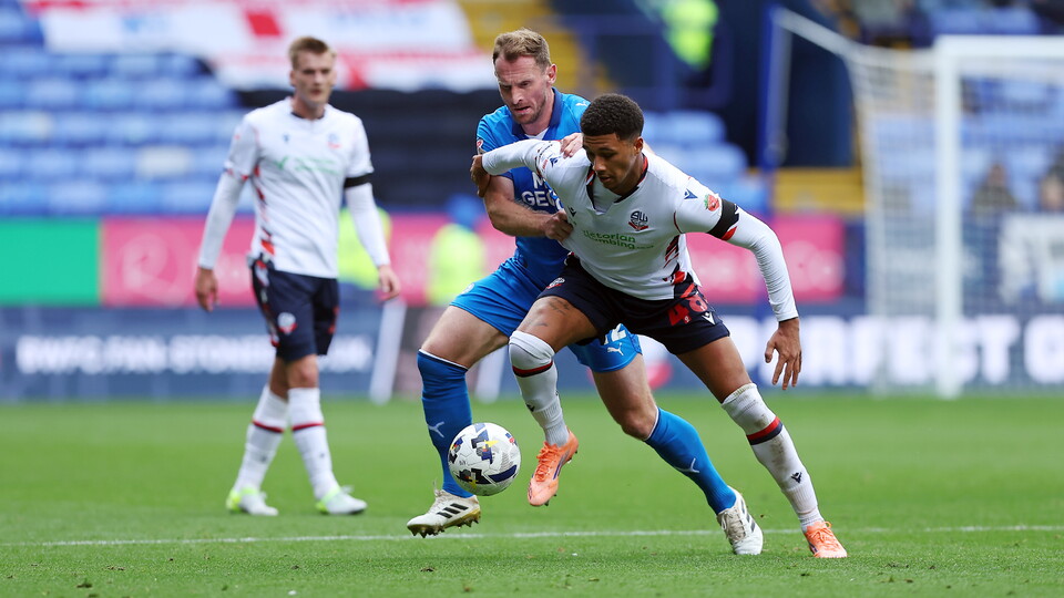 Tom Lees in action against Bolton Wanderers
