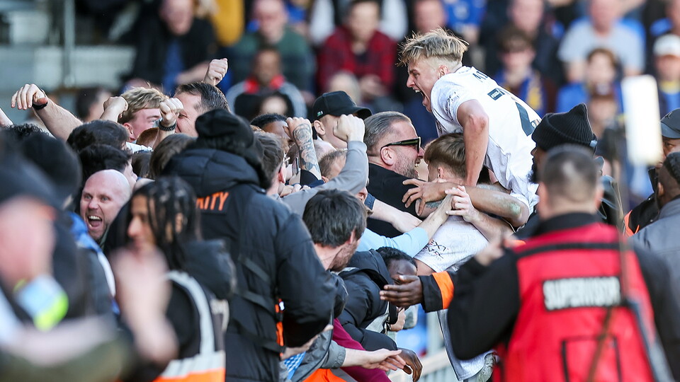 AFC Wimbledon v Posh