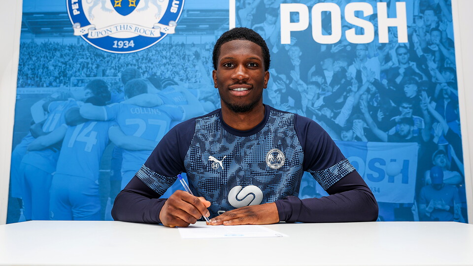 Pemi Aderoju signs his new contract