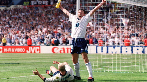 Teddy Sheringham celebrates with Gazza at Euro '96
