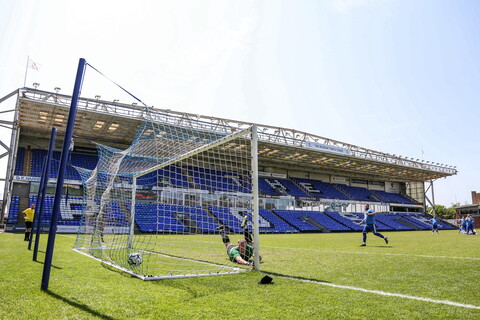 2324 play on the pitch