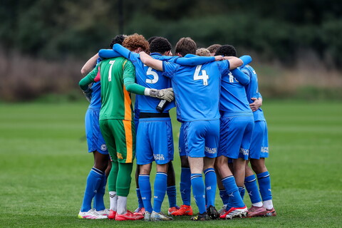 u18-huddle